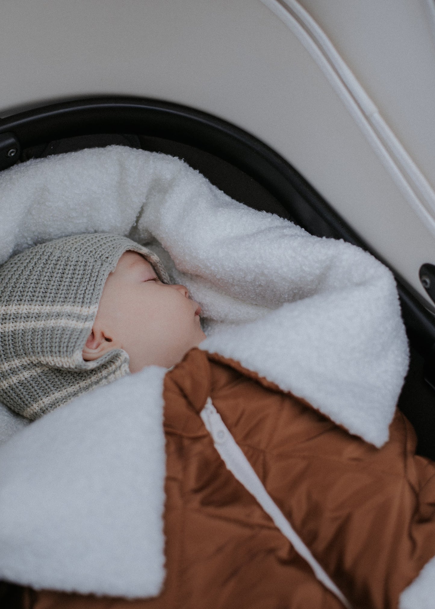 Džak za novorođenče BRAON